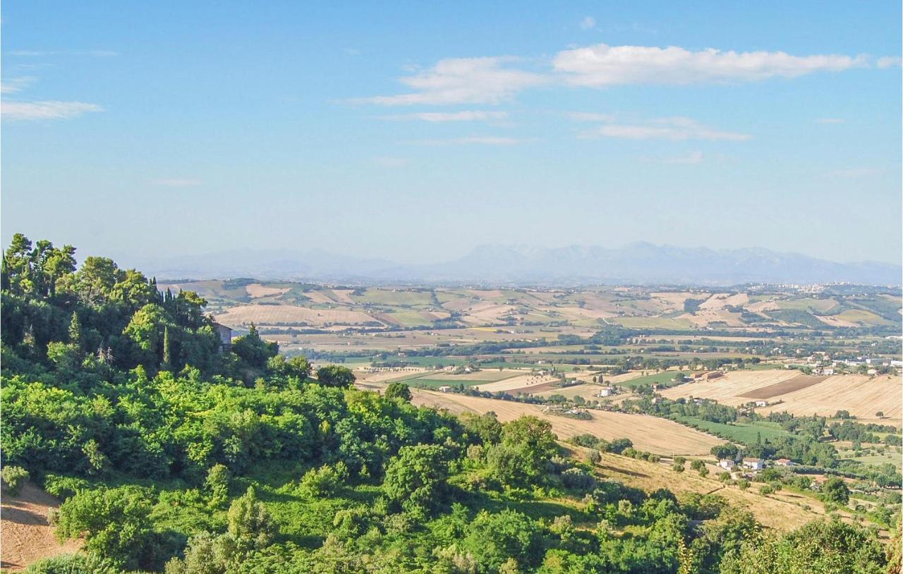 Beautiful Home In Porto Recanati With Wifi Exteriör bild